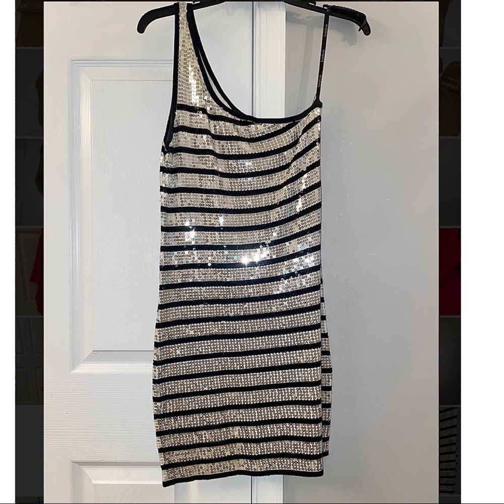 One Shoulder Sequin Bebe Dress Medium